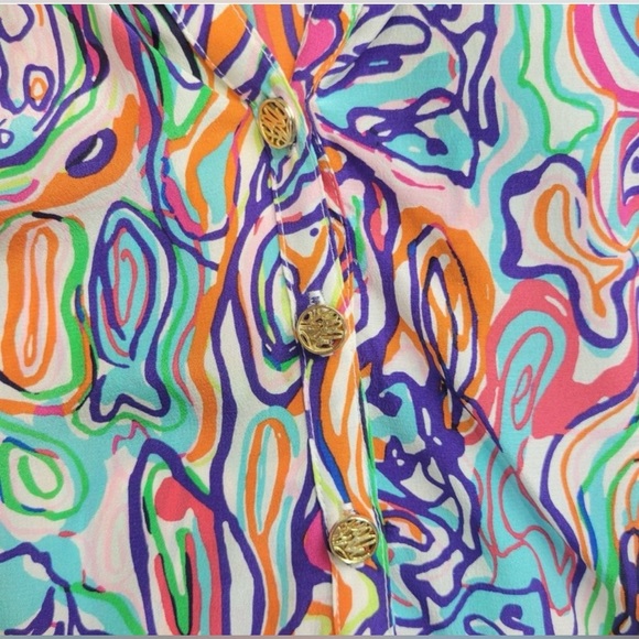 Lilly Pulitzer Silk Elsa Blouse RARE What A Catch Swirly
Fish Print Size Medium - Picture 2 of 7